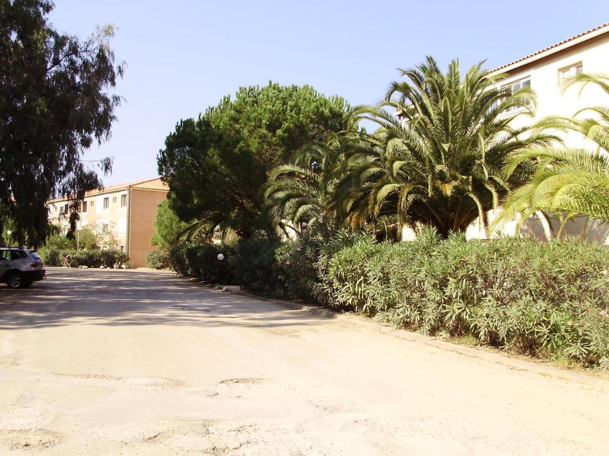 Appartement F1 Calvi A 150 Metres De La Plage Exterior foto